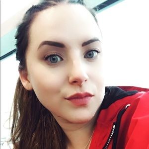 Meet your Posher, Carley